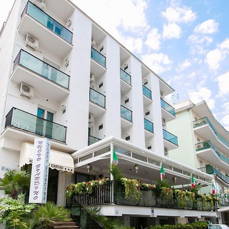 Hotel Nuovo Giardino Римини Екстериор снимка