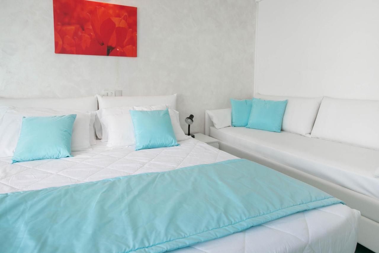 Hotel Nuovo Giardino Римини Екстериор снимка